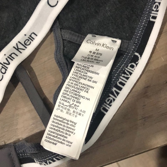 Calvin Klein triangle bralette - Picture 4 of 4